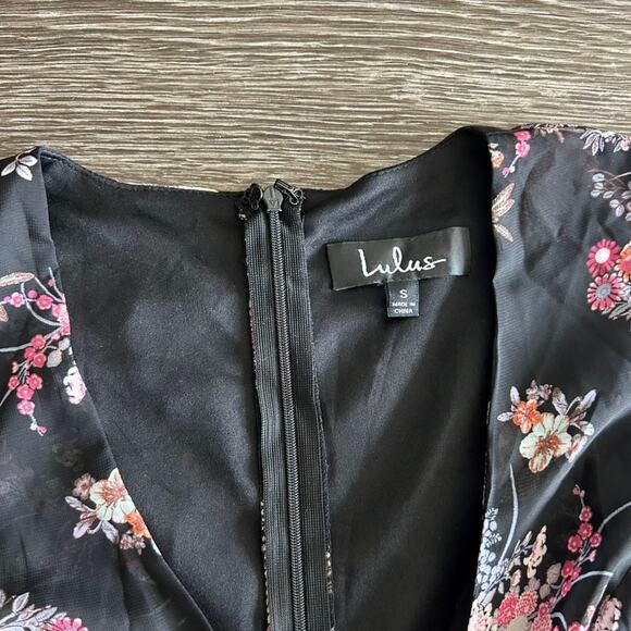 EUC Lulus Wings of Love‎ Black Pink Floral Print Tie Front Maxi Dress Size Small - Picture 7 of 16